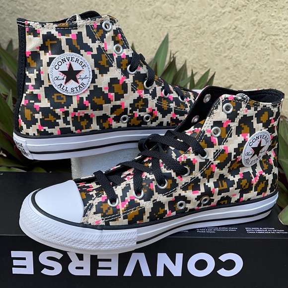 CONVERSE CTAS HI WMNS - Picture 10 of 16